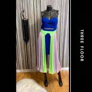 🔻SALE🔻TREE FLOOR🔹NEW WITH TAG